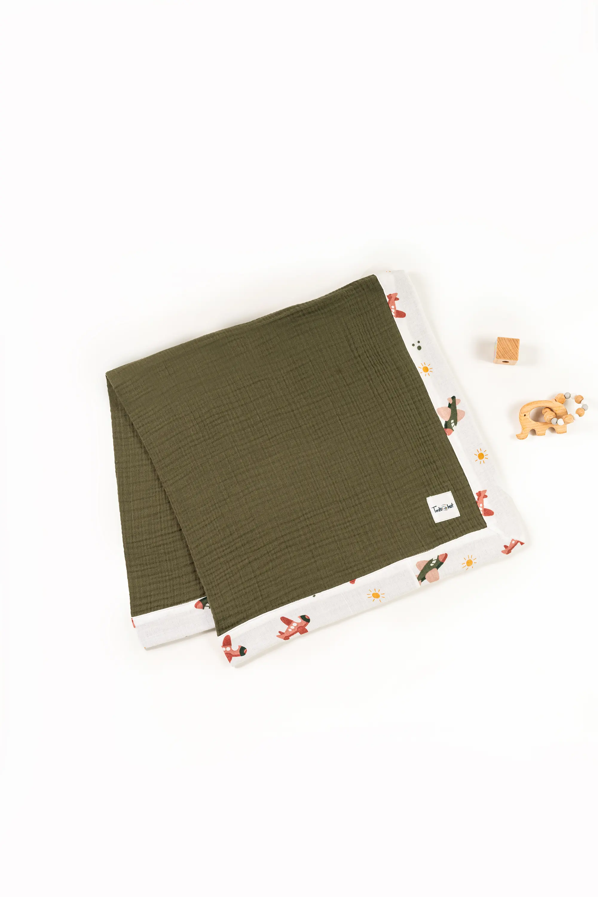 4 Layer Crinkled Muslin Ultra-Soft Breathable Blanket