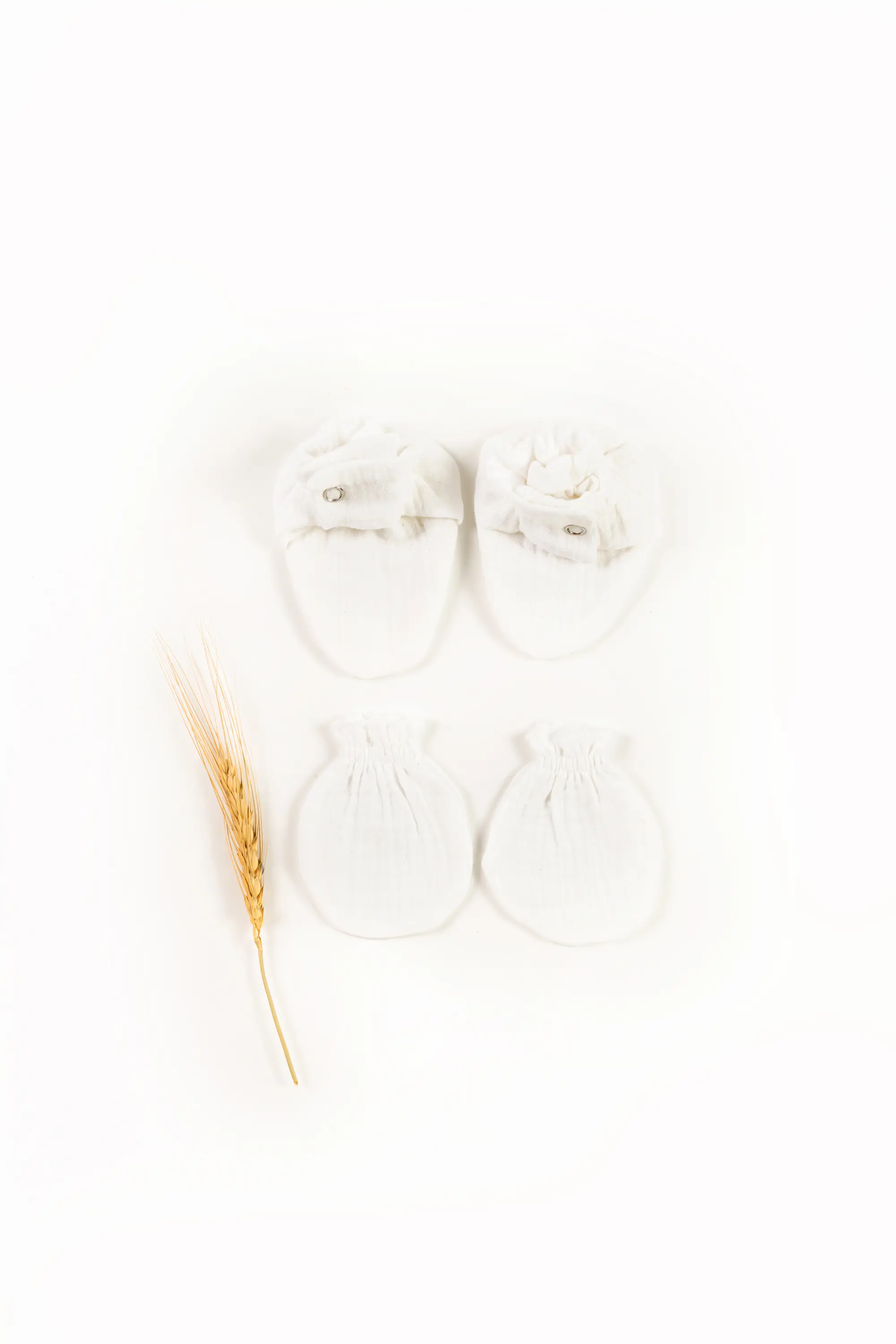 Crinkled Muslin Mitten & Booties