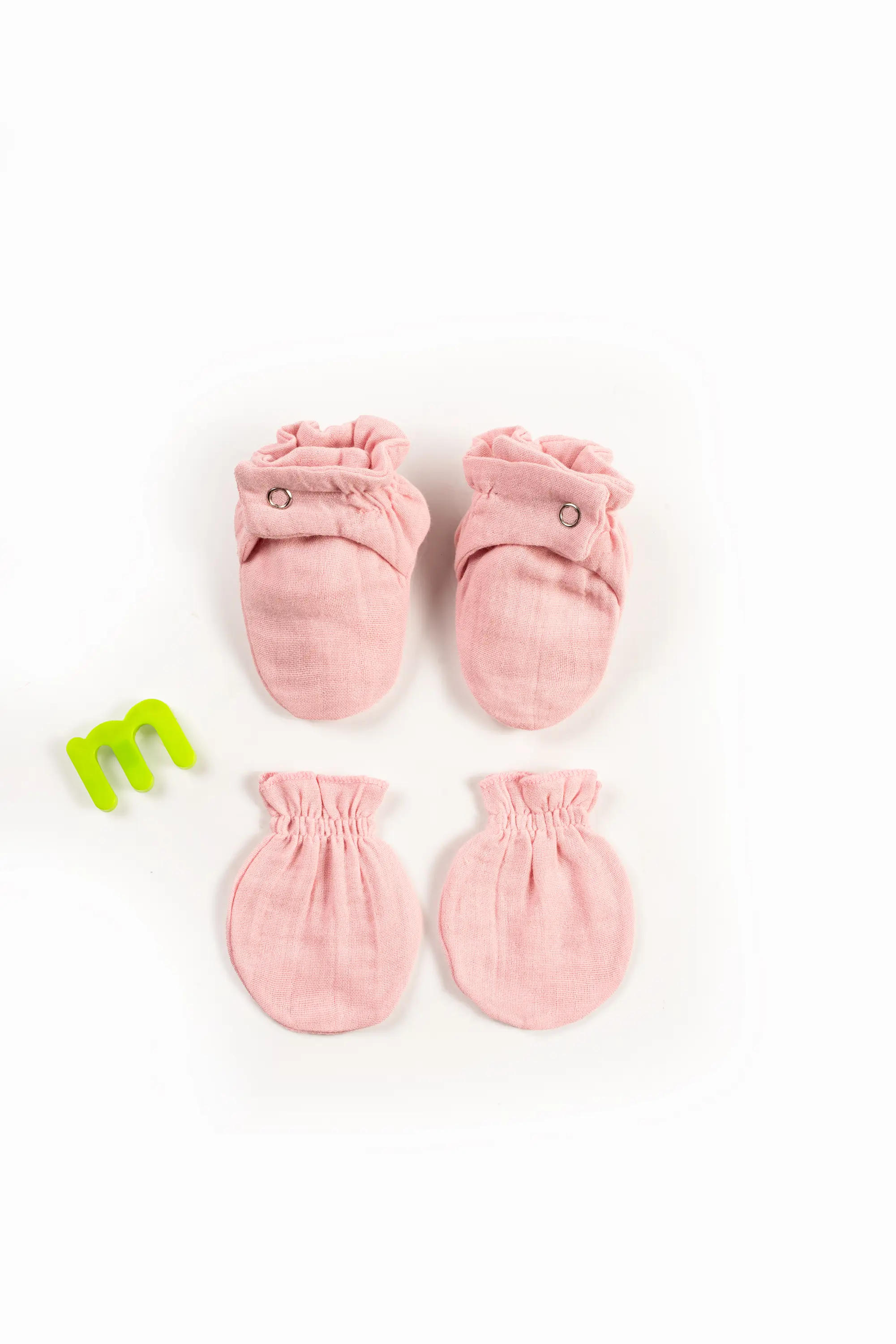 Crinkled Muslin Mitten & Booties
