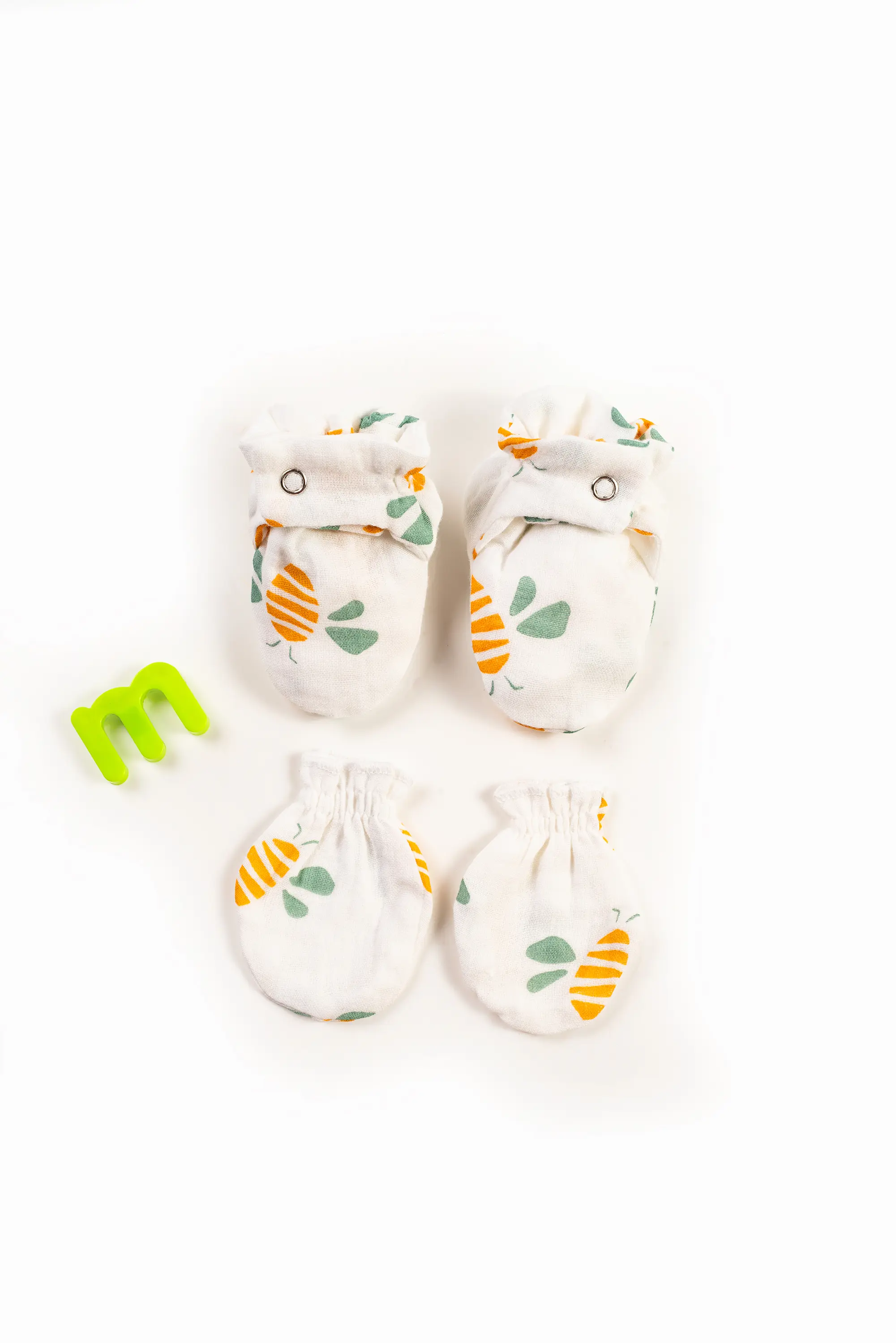 Crinkled Muslin Mitten & Booties