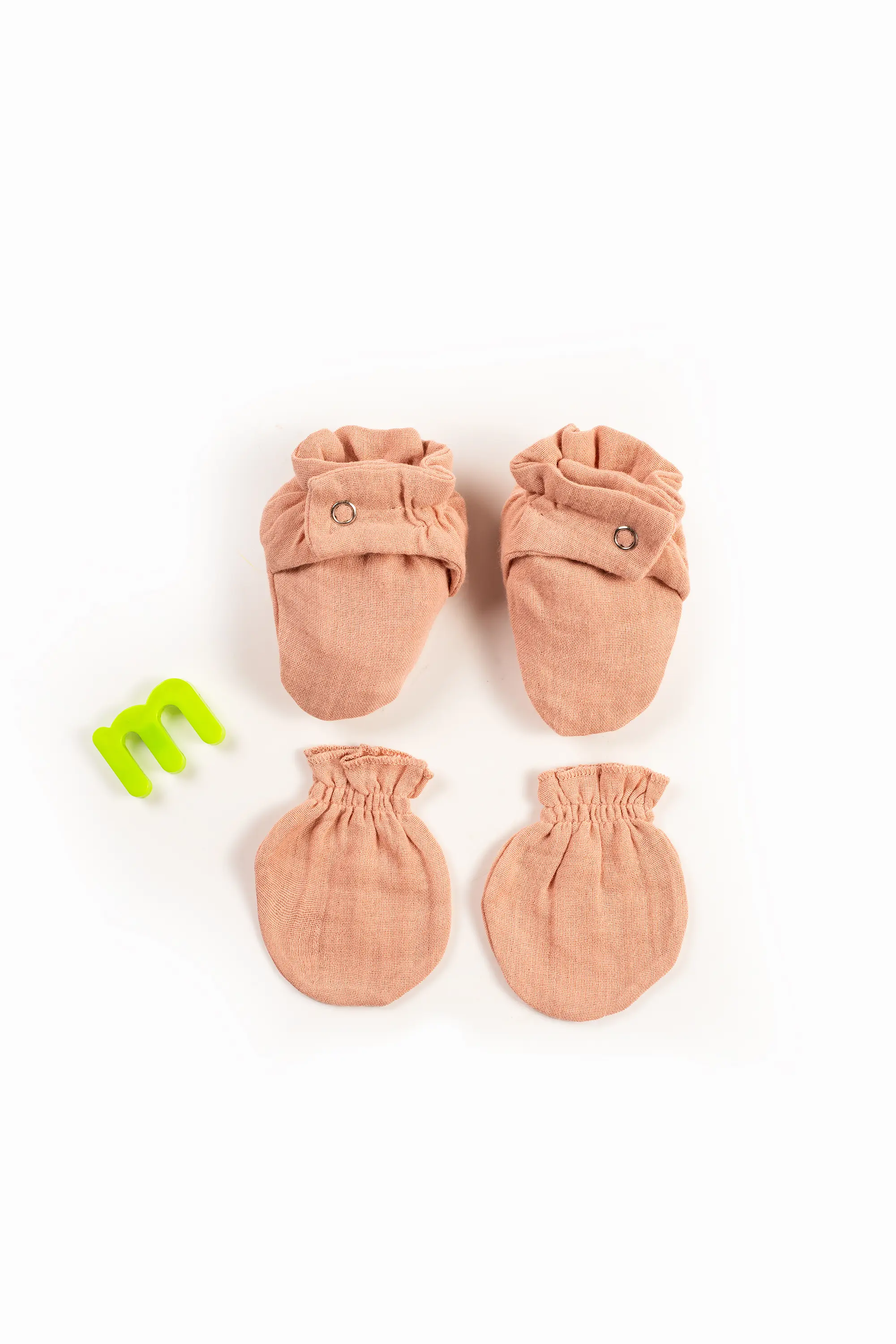 Crinkled Muslin Mitten & Booties