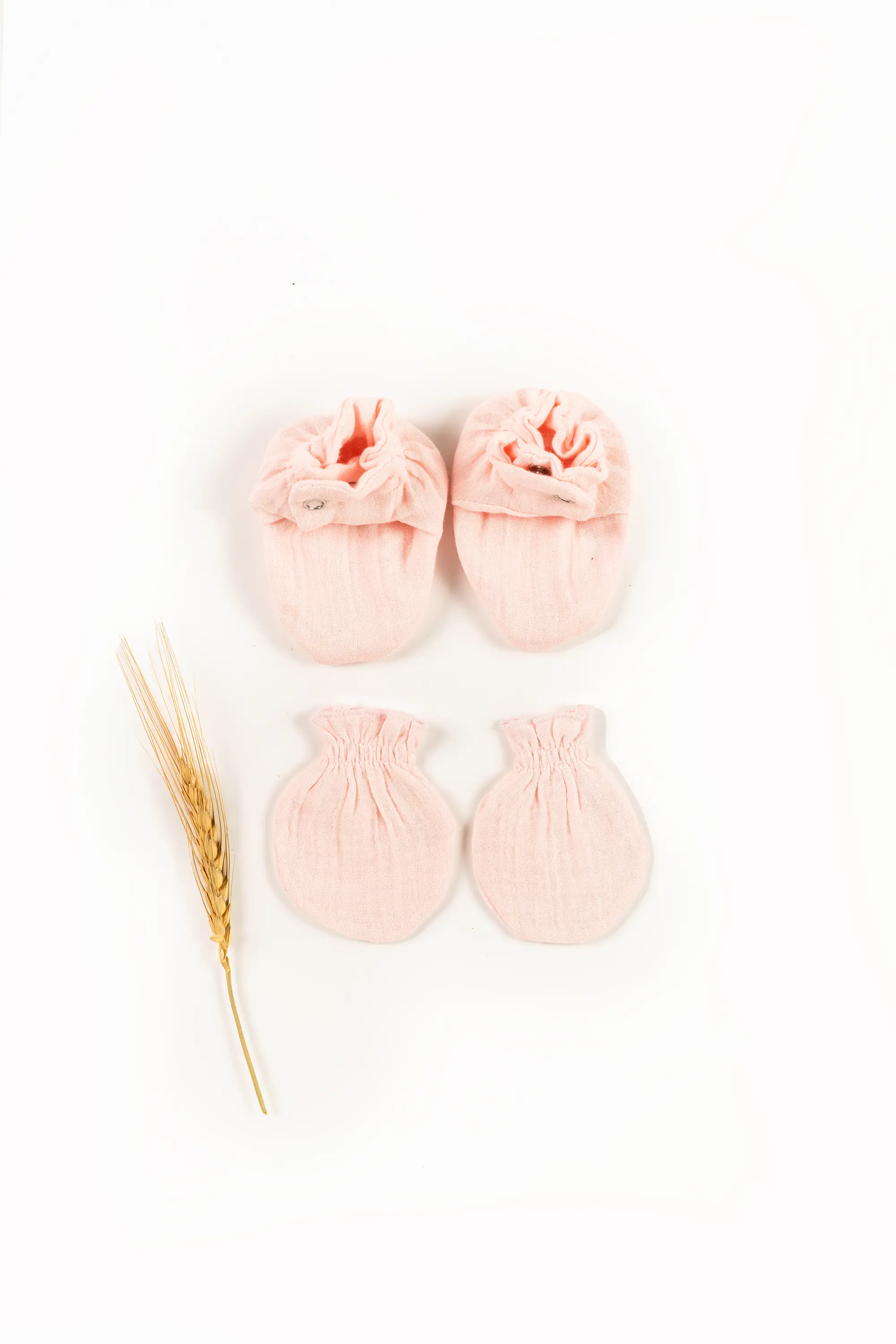 Crinkled Muslin Mitten & Booties