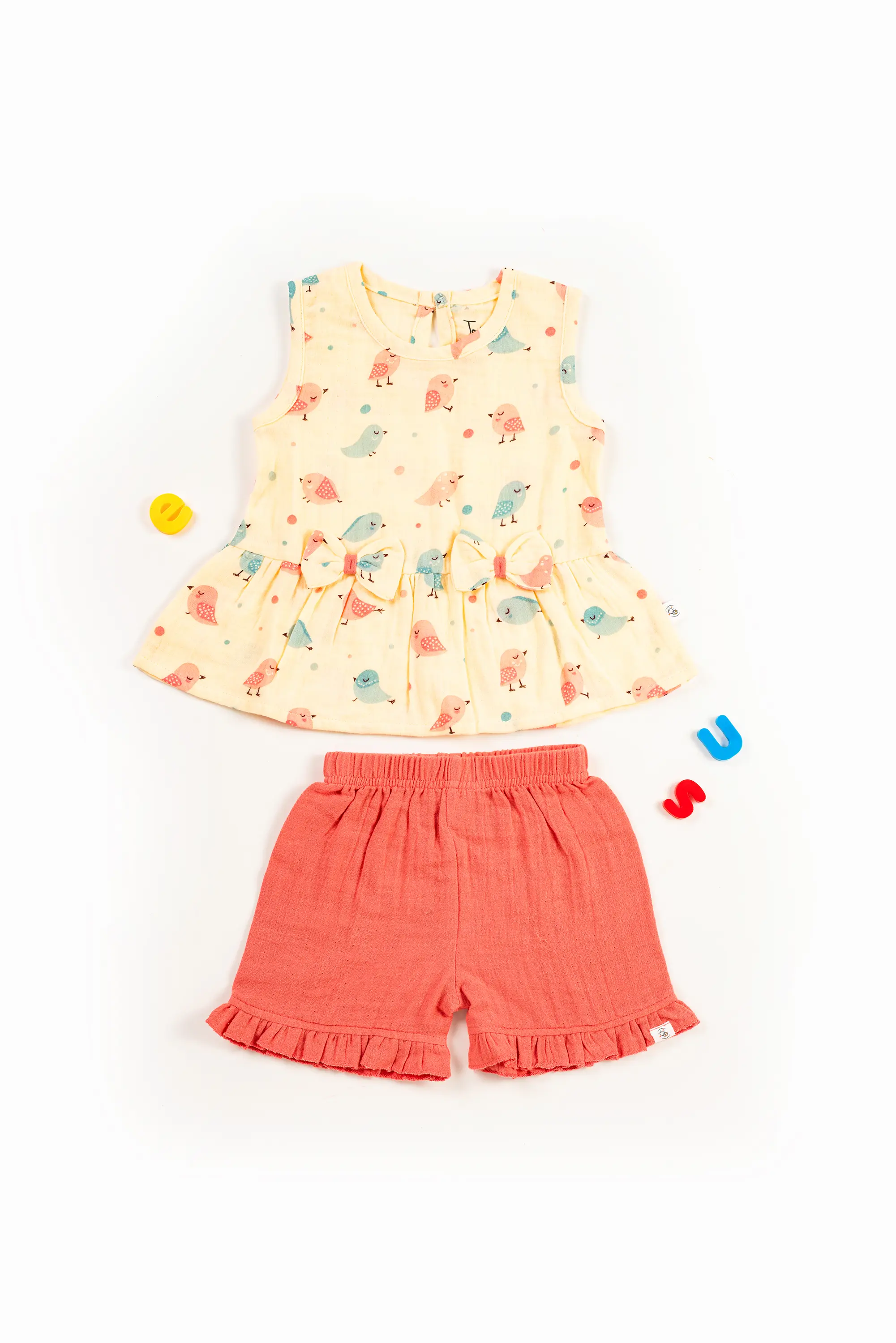 Crinkled Muslin Round Collar Bow Type Sleeveless Co-Ords Set