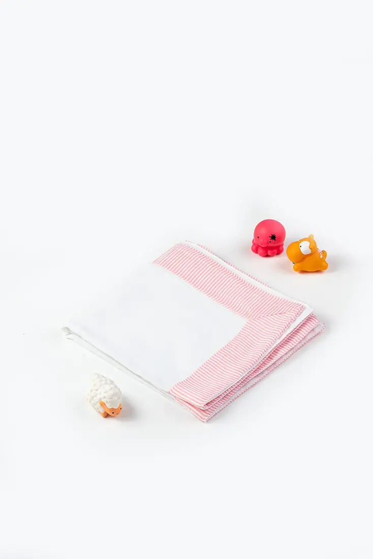 Muslin White Towel with Border
