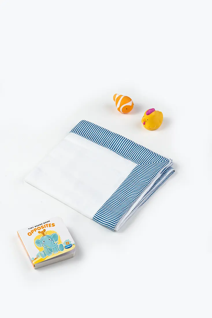Muslin White Towel with Border