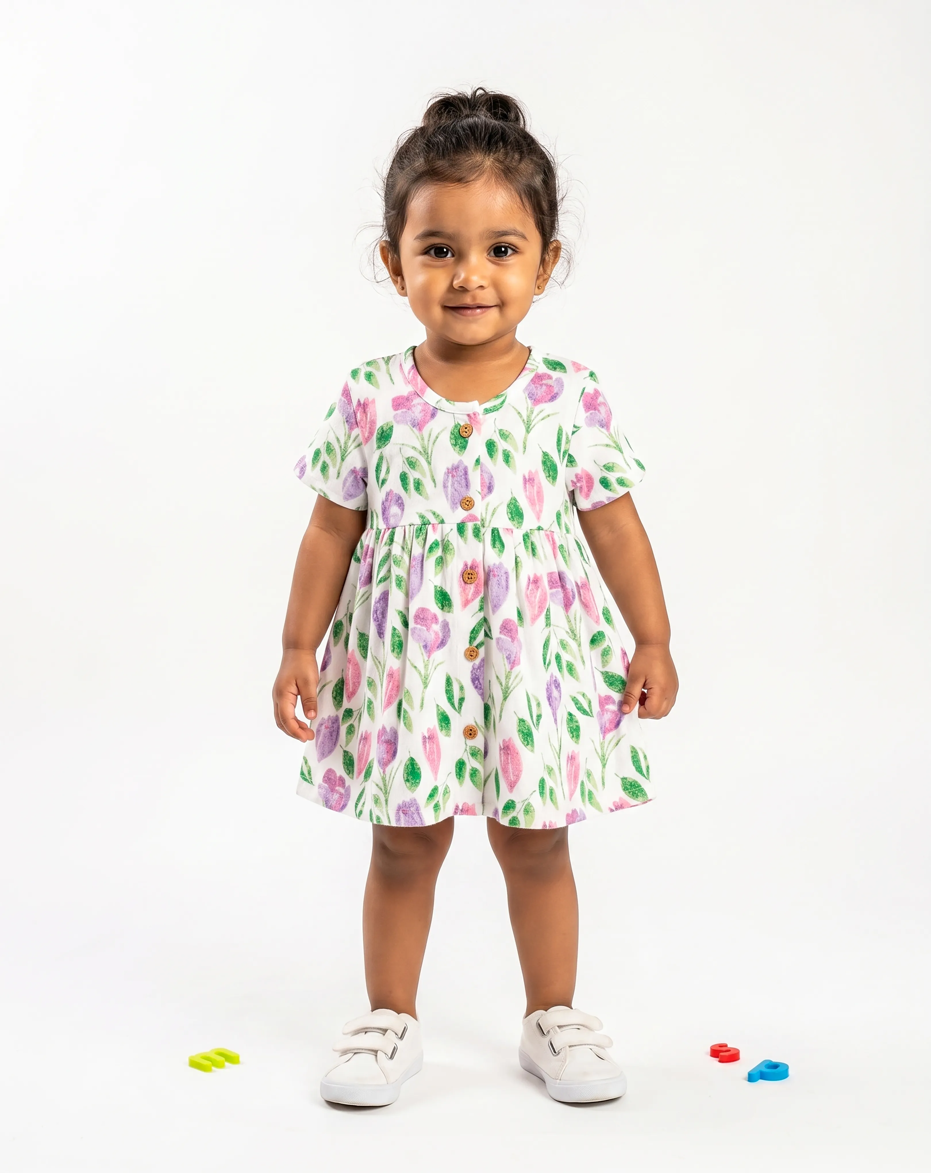 Crinkled Muslin Round Collar Half-Sleeve Button Type Frock