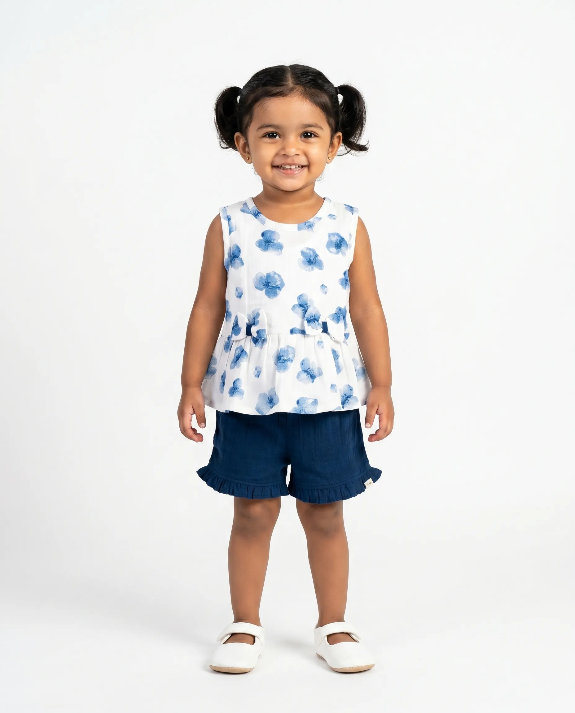 Crinkled Muslin Round Collar Bow Type Sleeveless Co-Ords Set