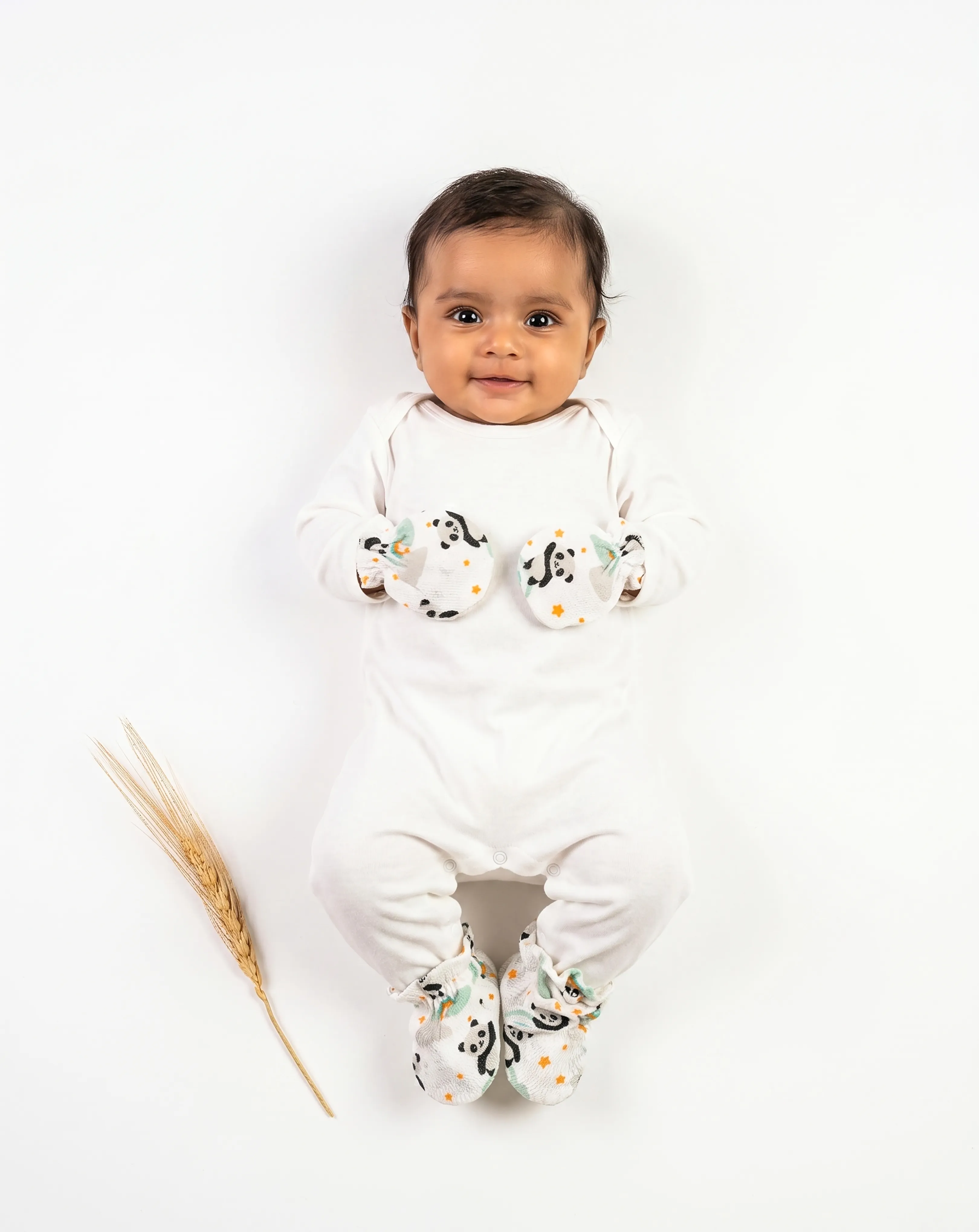 Crinkled Muslin Mitten & Booties