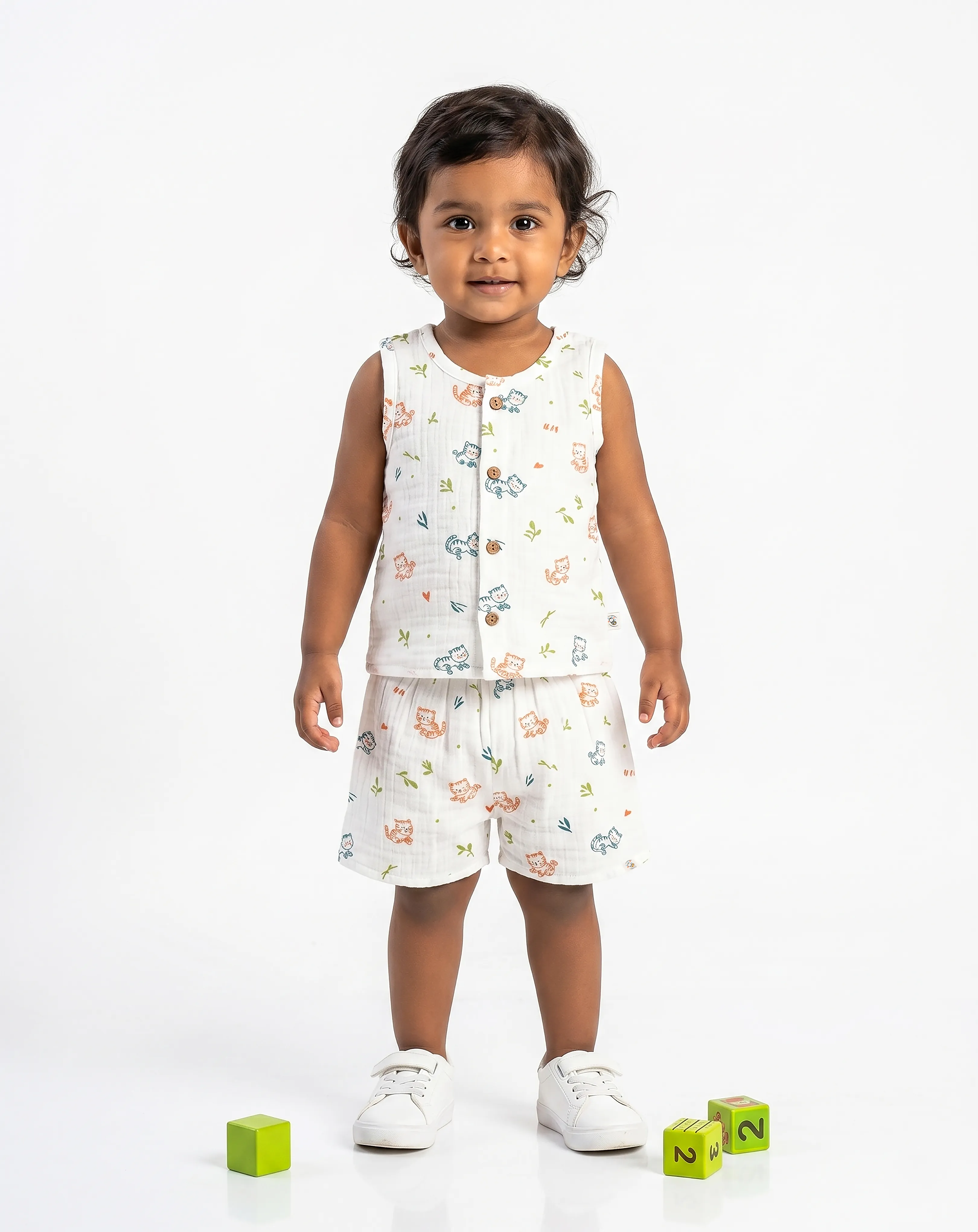 Crinkled Muslin Round Collar Sleeveless Co-Ords Set