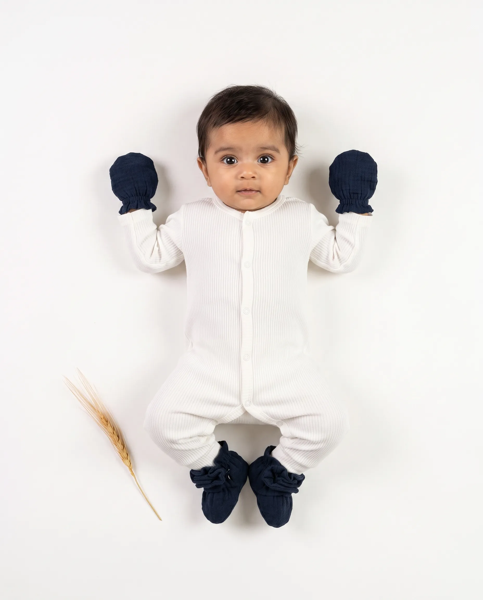 Crinkled Muslin Mitten & Booties
